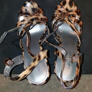 Worthington Leopard heels